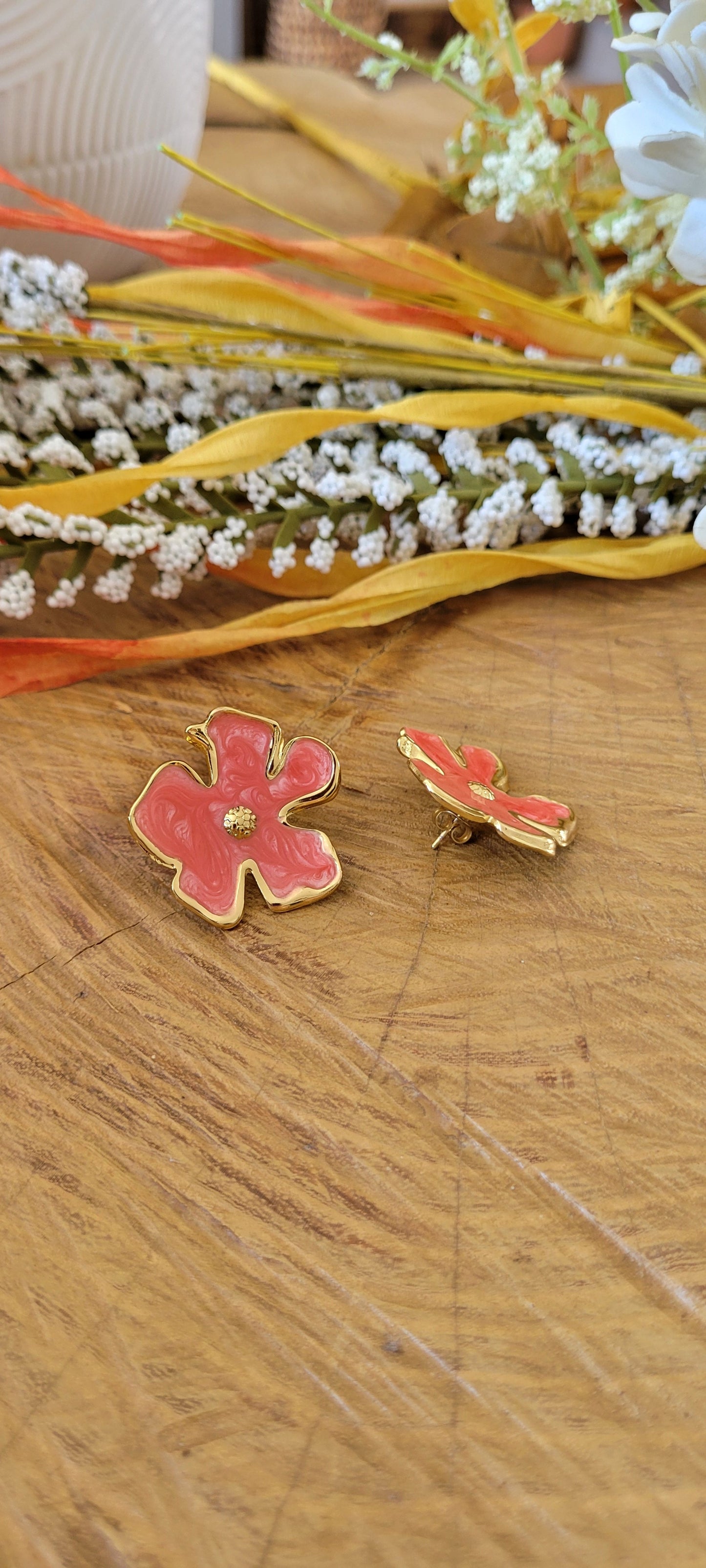 Boucles d'oreilles fleurs saumon