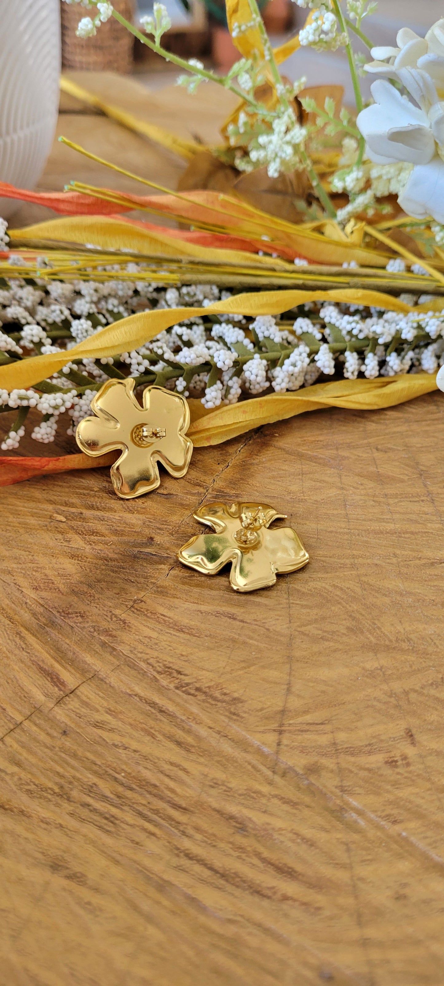 Boucles d'oreilles fleurs saumon