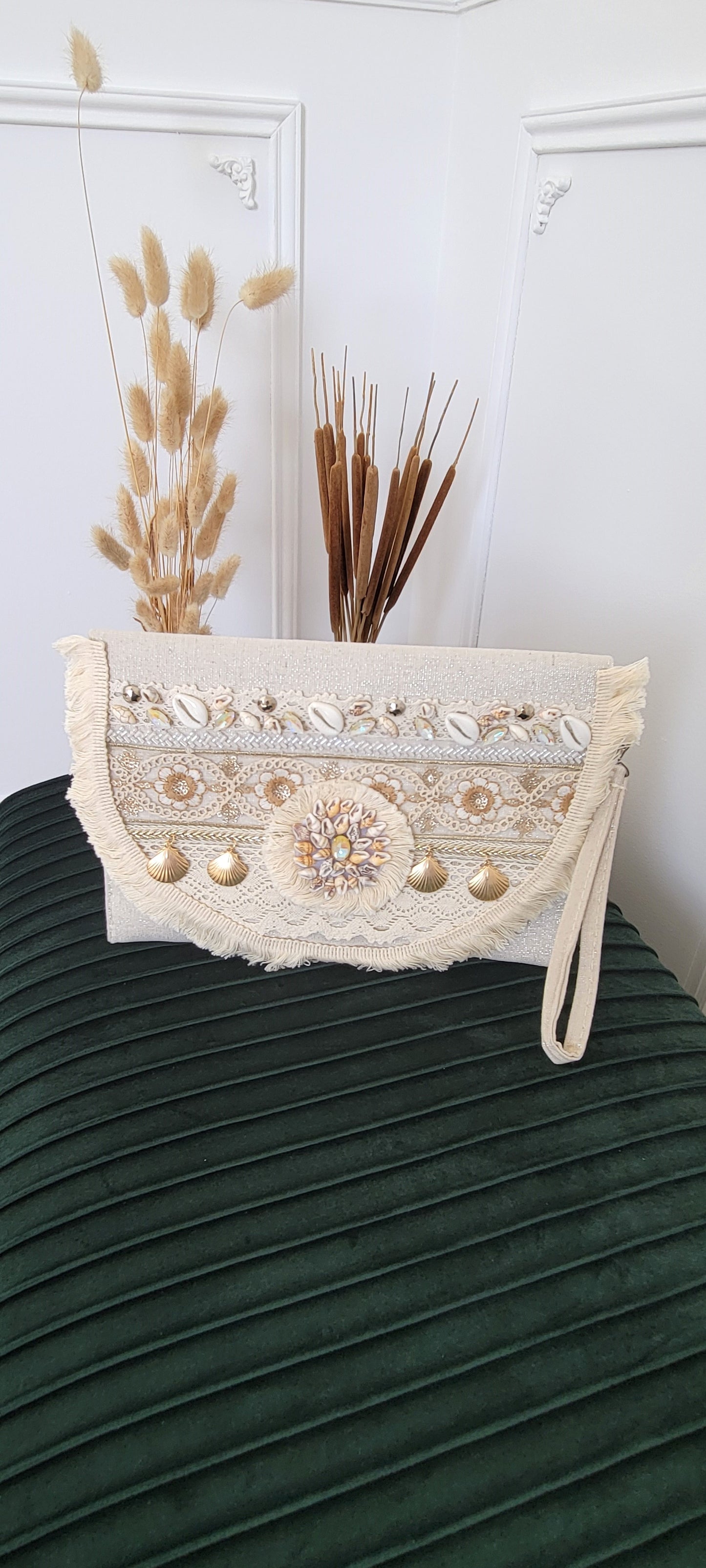 Pochette bohème à rabat