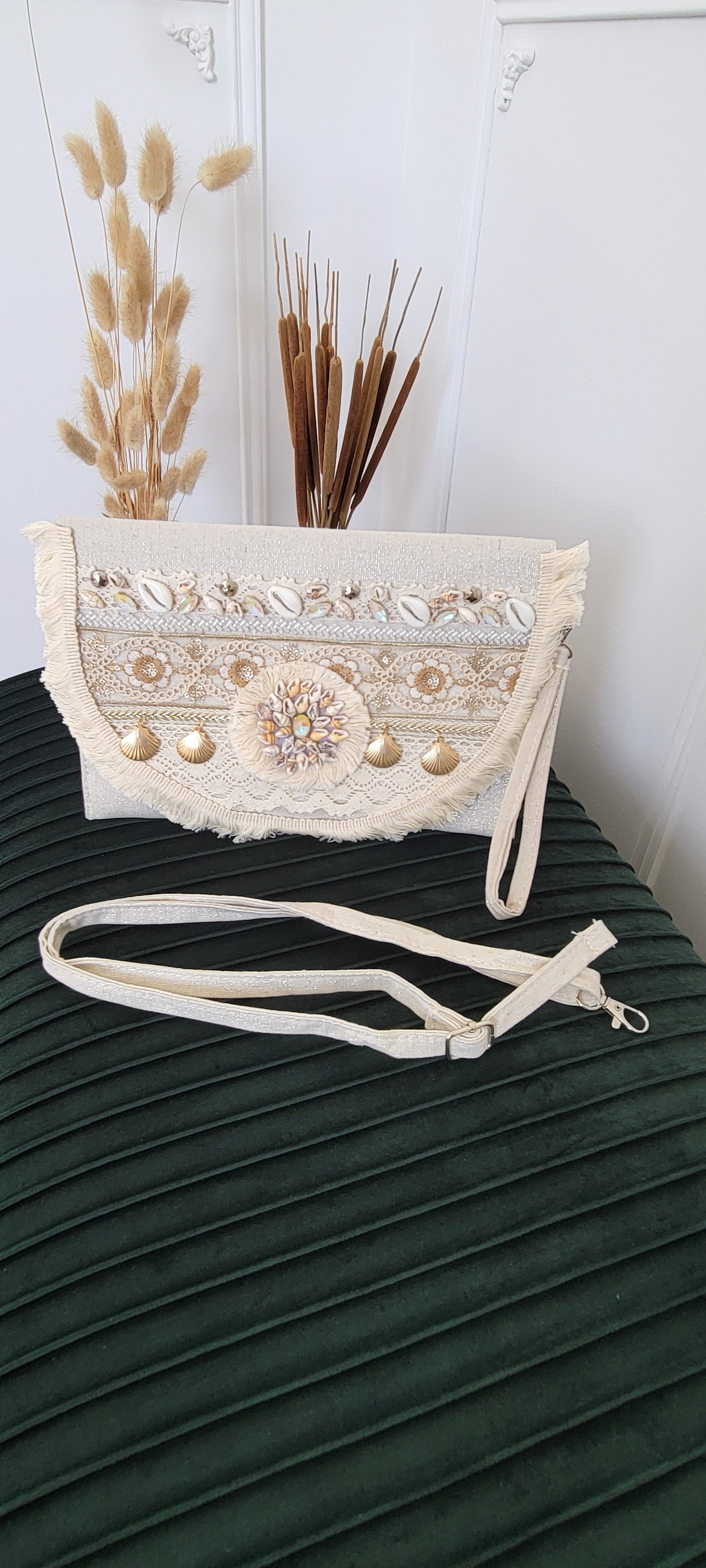 Pochette bohème à rabat