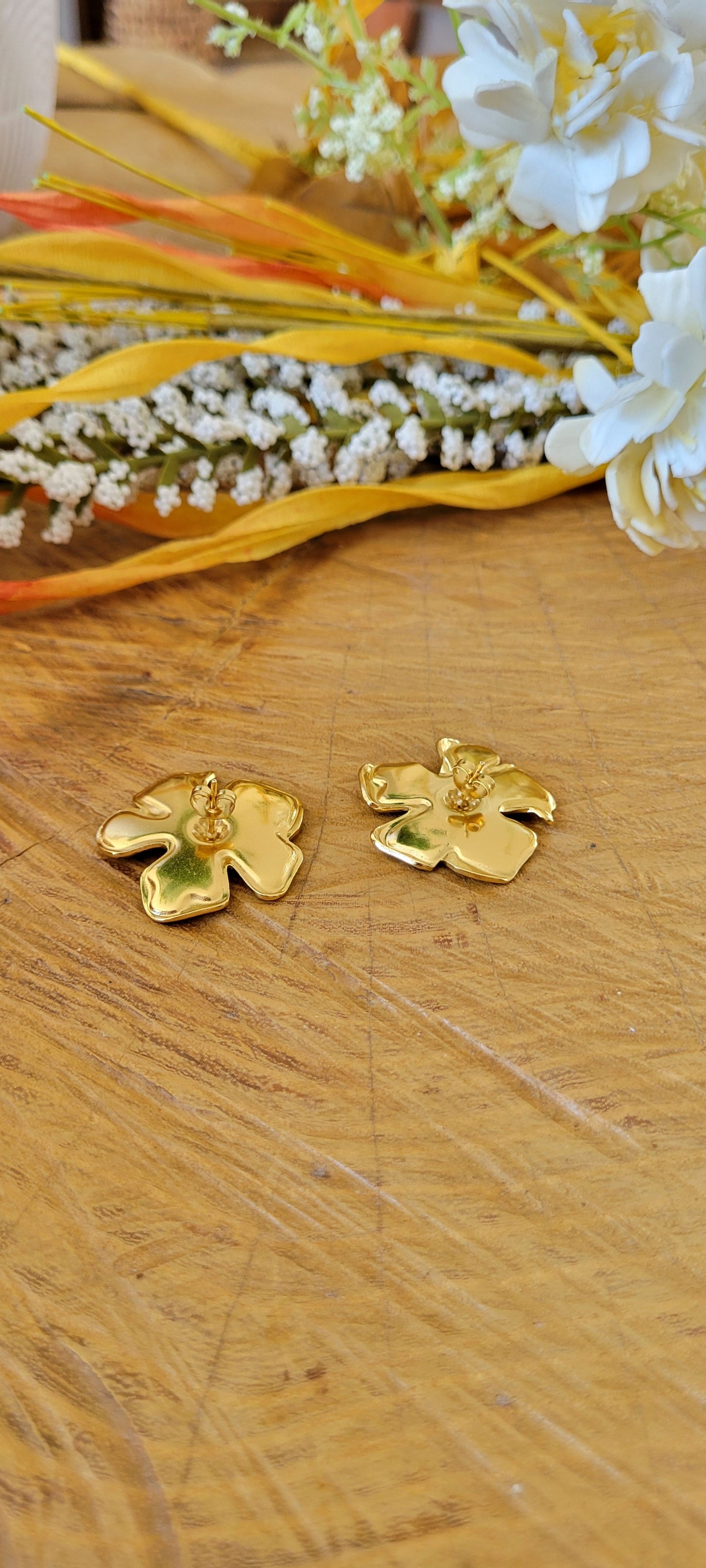 Boucles d'oreilles fleurs saumon