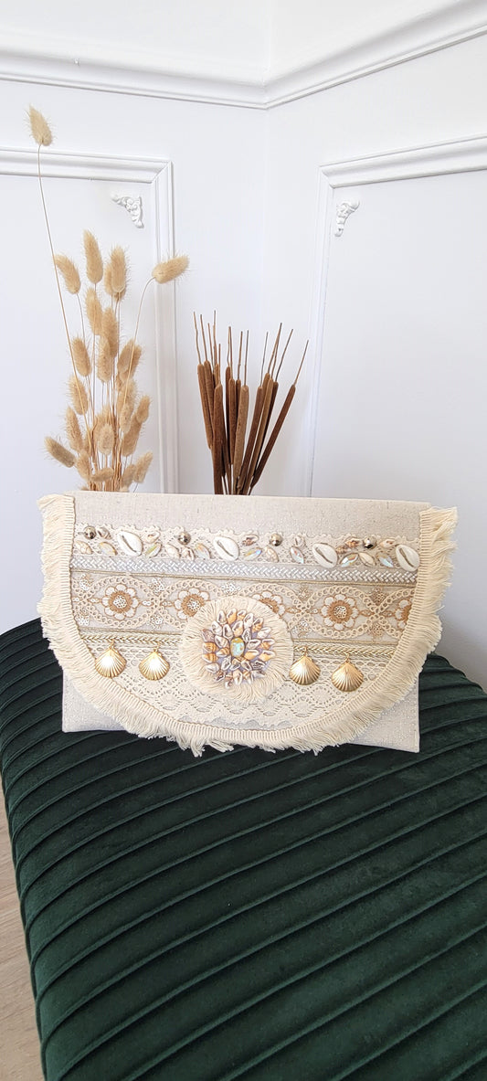 Pochette bohème à rabat